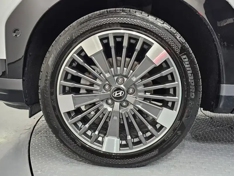 2023 Hyundai Santa Fe с пробегом 49 913 км