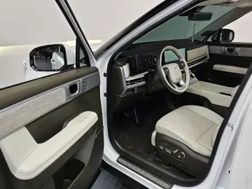 2023 Hyundai Santa Fe с пробегом 49 913 км