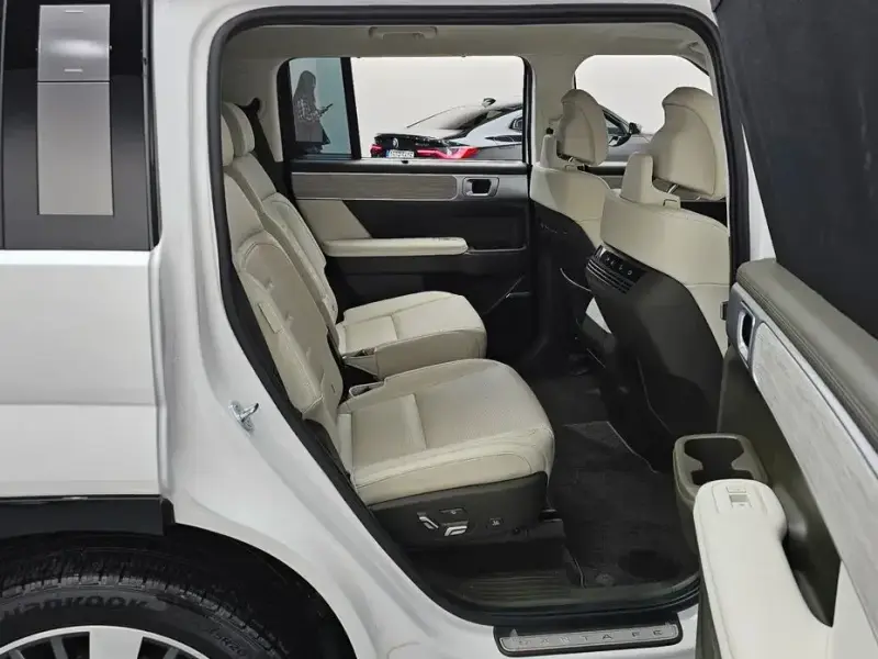 2023 Hyundai Santa Fe с пробегом 49 913 км