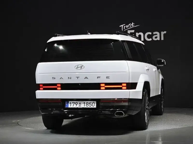 2023 Hyundai Santa Fe с пробегом 46 071 км