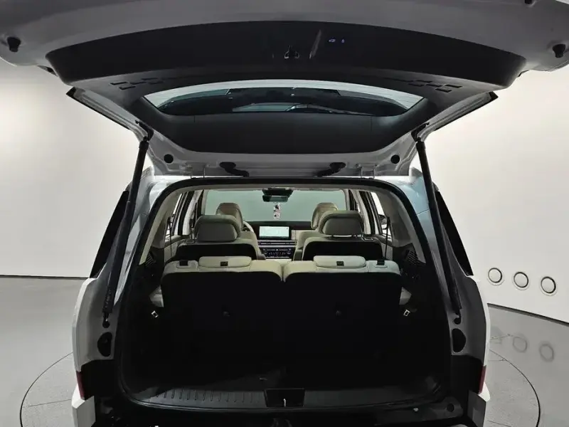 2023 Hyundai Santa Fe с пробегом 49 913 км