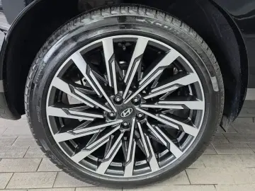 2024 Hyundai Santa Fe с пробегом 43 274 км
