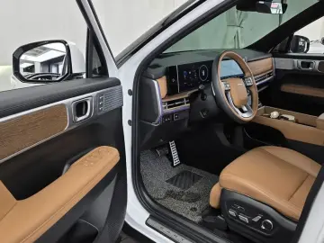 2024 Hyundai Santa Fe с пробегом 43 274 км