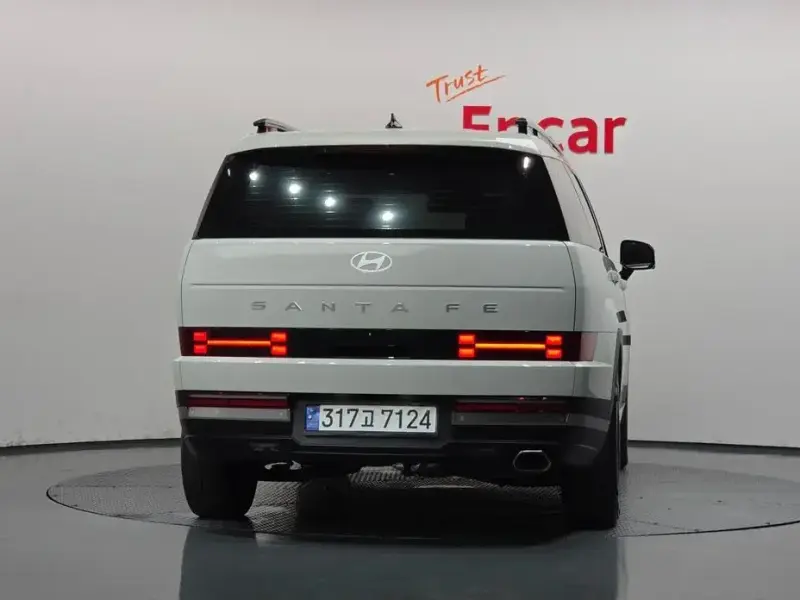 2023 Hyundai Santa Fe с пробегом 37 817 км