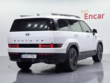 2024 Hyundai Santa Fe с пробегом 27 234 км