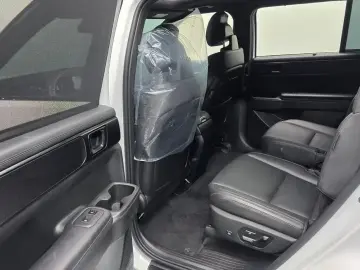 2024 Hyundai Santa Fe с пробегом 27 234 км