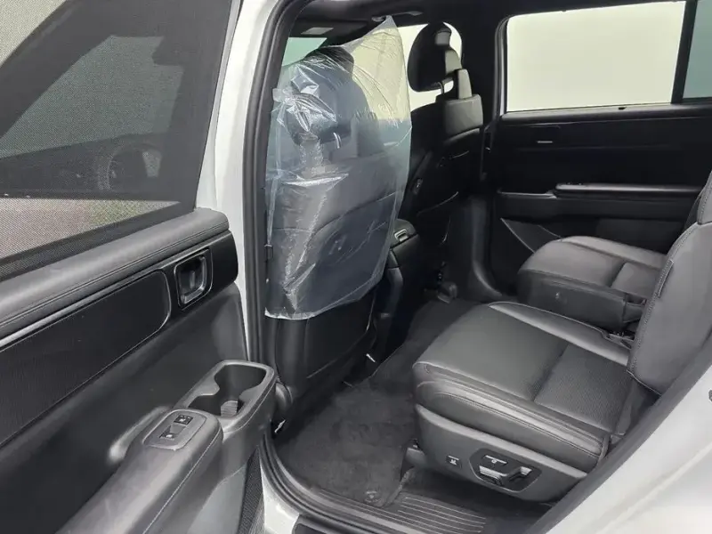 2024 Hyundai Santa Fe с пробегом 27 234 км