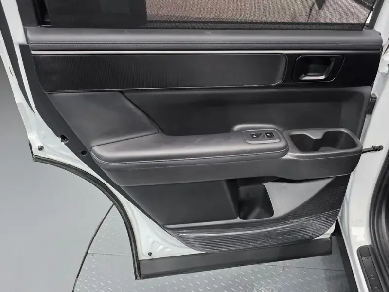2024 Hyundai Santa Fe с пробегом 27 234 км