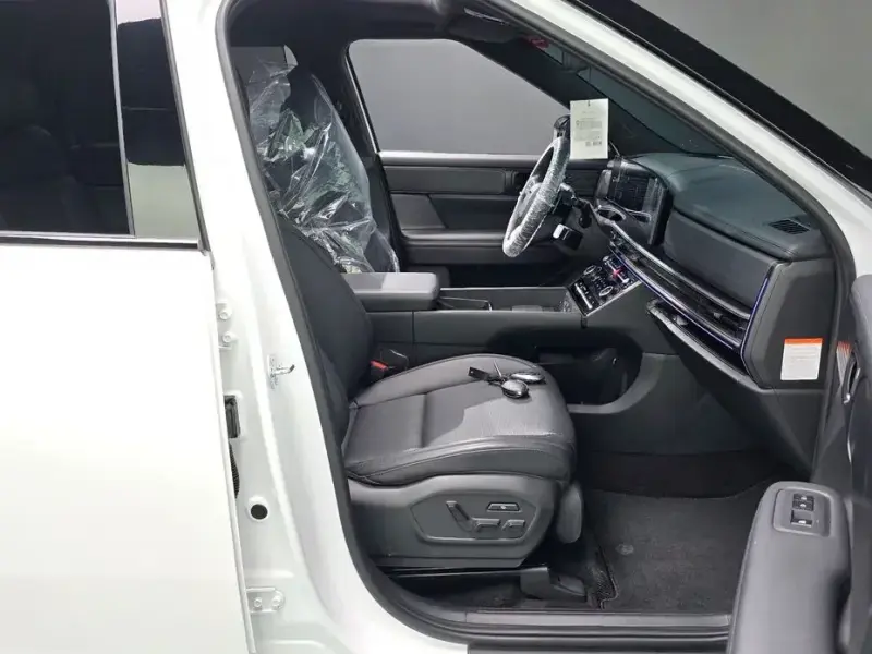 2024 Hyundai Santa Fe с пробегом 27 234 км