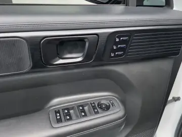 2024 Hyundai Santa Fe с пробегом 27 234 км