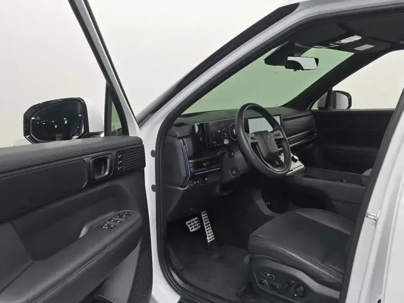 2024 Hyundai Santa Fe с пробегом 13 586 км