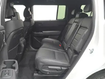2024 Hyundai Santa Fe с пробегом 13 586 км