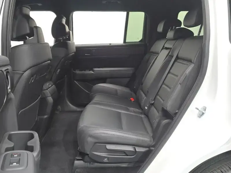 2024 Hyundai Santa Fe с пробегом 13 586 км