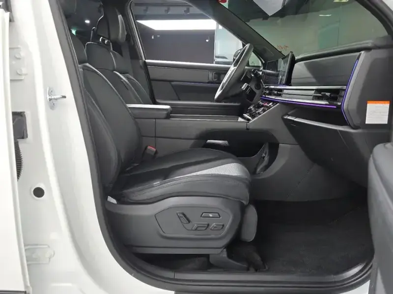 2024 Hyundai Santa Fe с пробегом 13 586 км