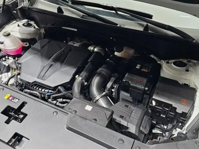 2024 Hyundai Santa Fe с пробегом 34 301 км