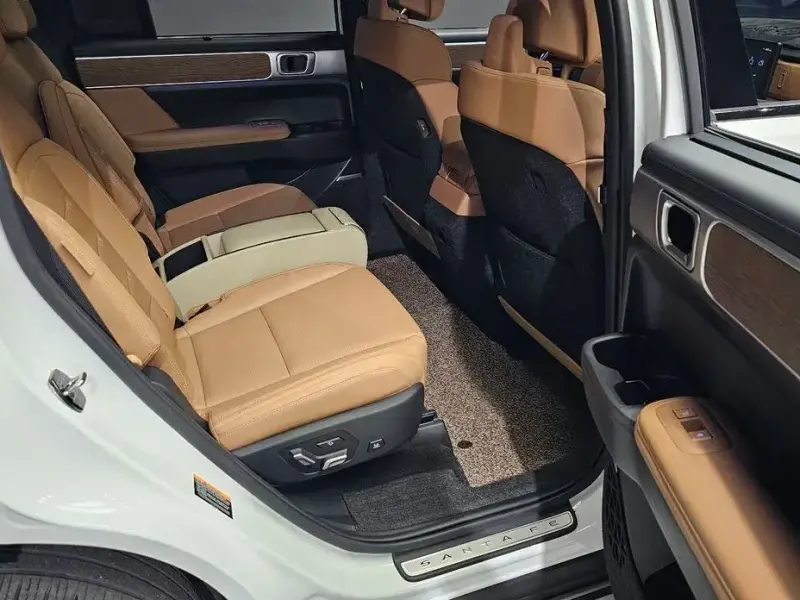 2024 Hyundai Santa Fe с пробегом 34 301 км