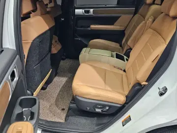 2024 Hyundai Santa Fe с пробегом 34 301 км
