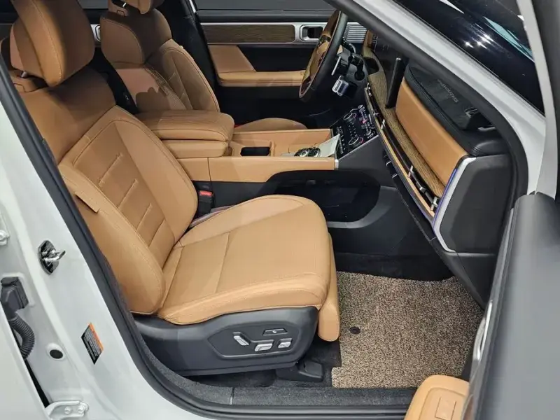 2024 Hyundai Santa Fe с пробегом 34 301 км