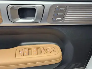 2024 Hyundai Santa Fe с пробегом 34 301 км