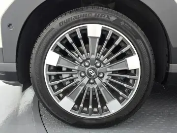 2023 Hyundai Santa Fe с пробегом 32 677 км