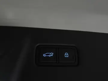 2023 Hyundai Santa Fe с пробегом 32 677 км
