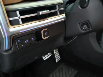2023 Hyundai Santa Fe с пробегом 32 677 км