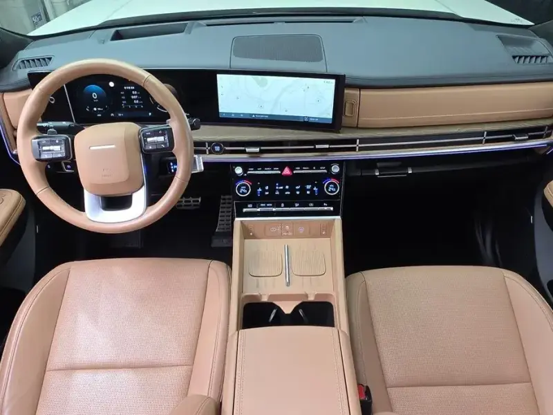 2024 Hyundai Santa Fe с пробегом 21 686 км