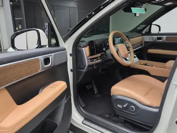 2024 Hyundai Santa Fe с пробегом 21 686 км