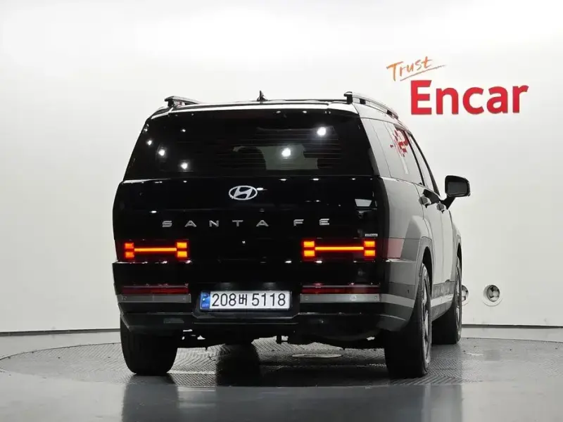 2024 Hyundai Santa Fe с пробегом 32 142 км
