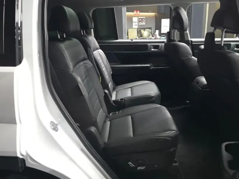 2023 Hyundai Santa Fe с пробегом 36 826 км