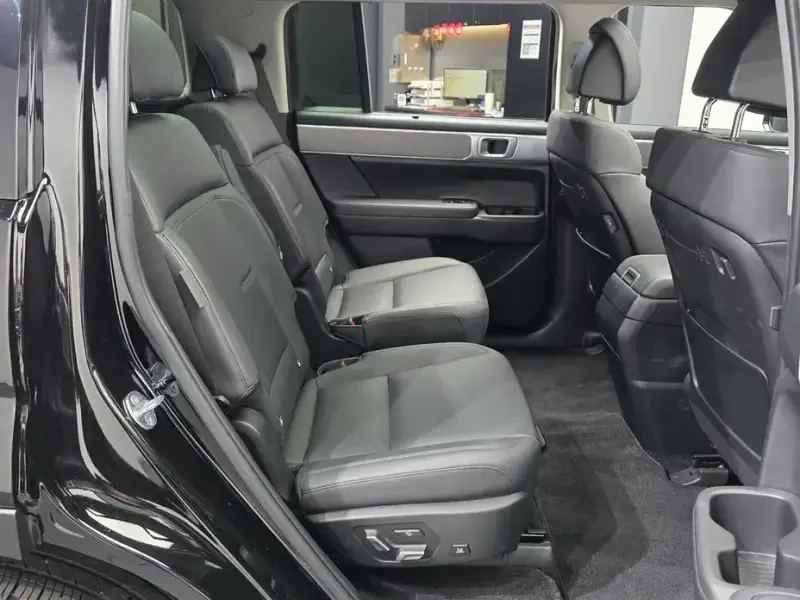 2024 Hyundai Santa Fe с пробегом 32 142 км