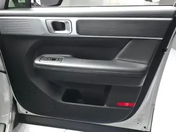 2023 Hyundai Santa Fe с пробегом 36 826 км