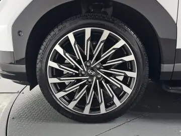 2024 Hyundai Santa Fe с пробегом 11 050 км