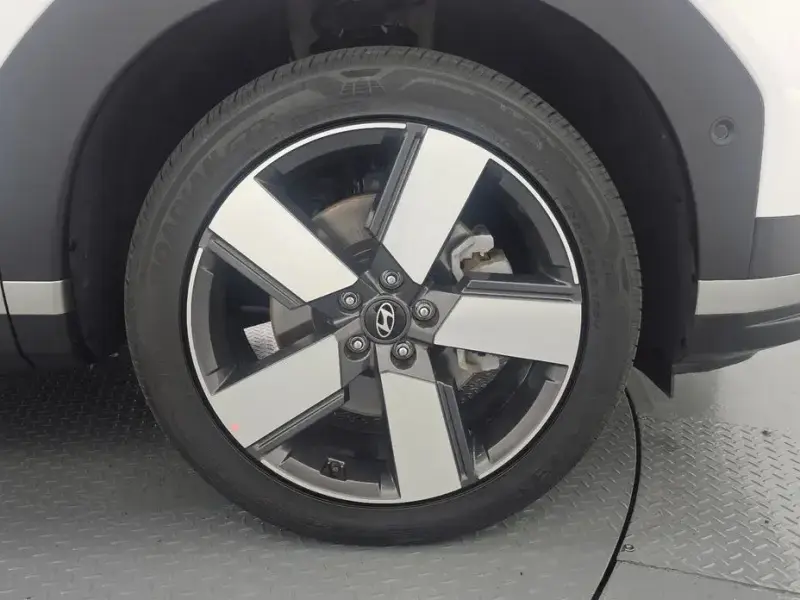 2024 Hyundai Santa Fe с пробегом 26 035 км