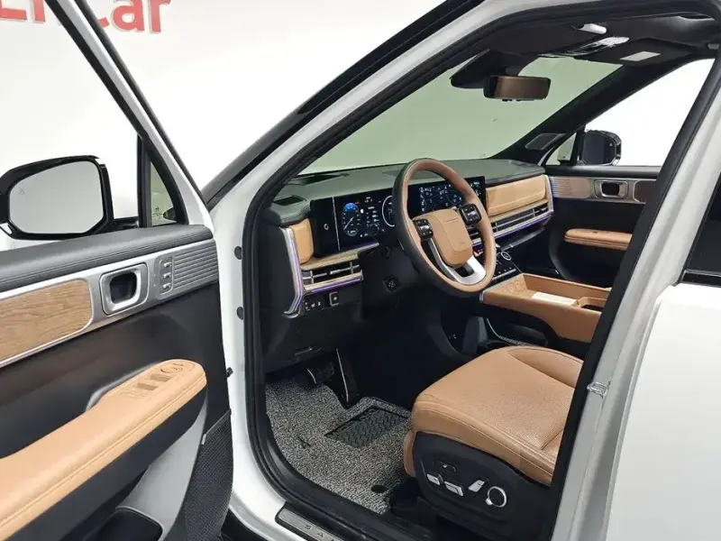 2024 Hyundai Santa Fe с пробегом 11 050 км