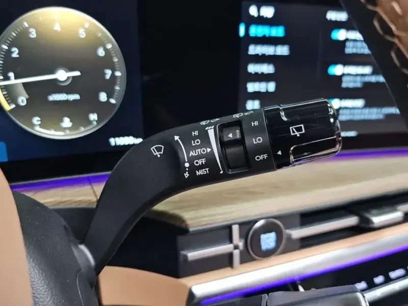 2024 Hyundai Santa Fe с пробегом 11 050 км