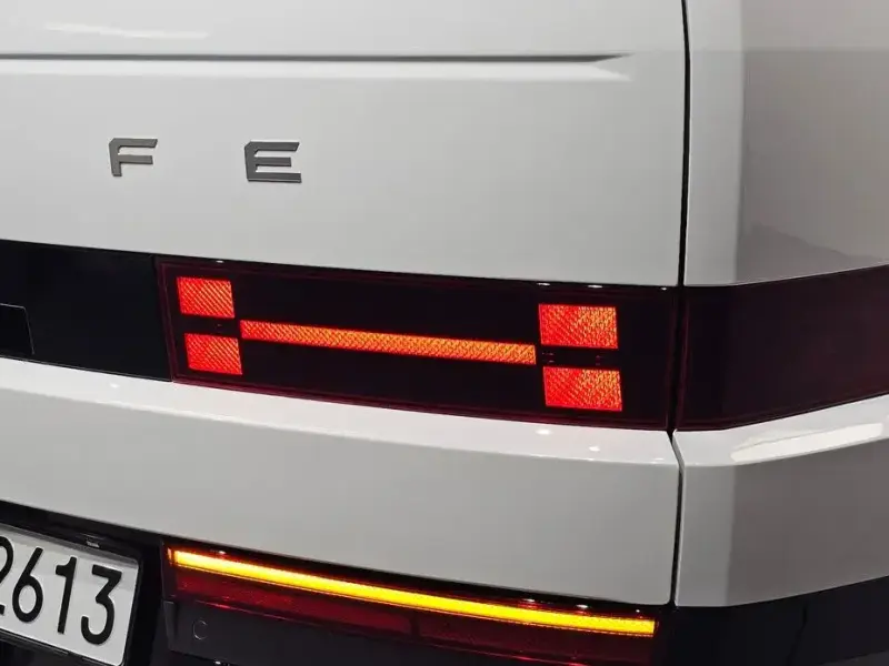 2024 Hyundai Santa Fe с пробегом 11 050 км