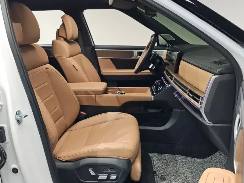 2024 Hyundai Santa Fe с пробегом 11 050 км