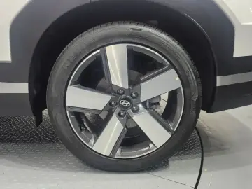 2024 Hyundai Santa Fe с пробегом 26 035 км