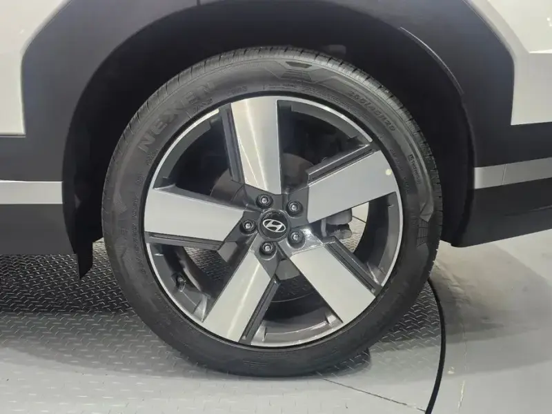 2024 Hyundai Santa Fe с пробегом 26 035 км