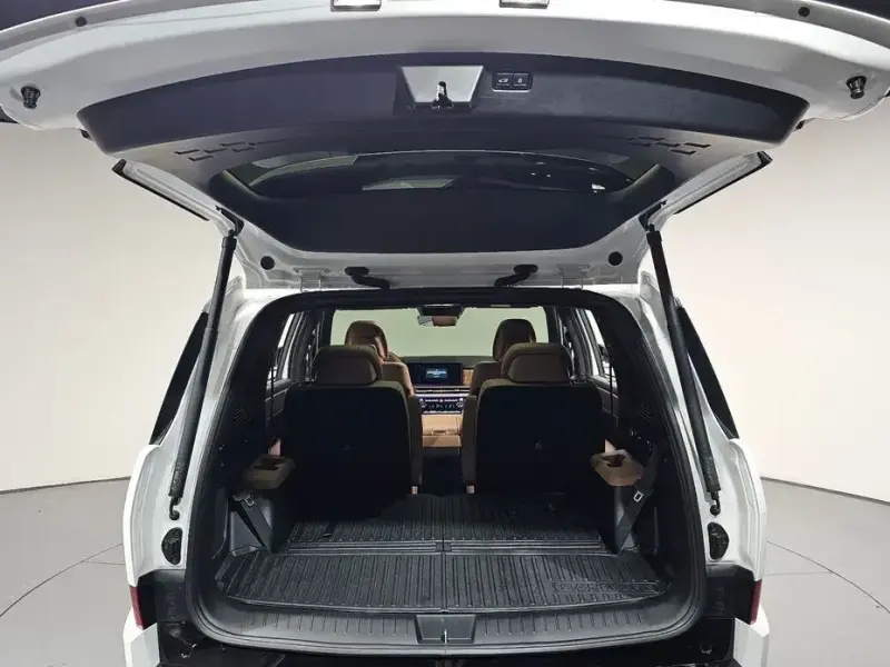 2024 Hyundai Santa Fe с пробегом 11 050 км