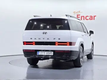 2024 Hyundai Santa Fe с пробегом 45 327 км