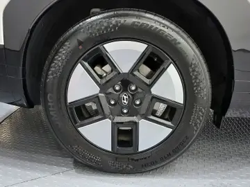 2024 Hyundai Santa Fe с пробегом 45 327 км