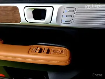 2023 Hyundai Santa Fe с пробегом 23 868 км