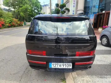2025 Hyundai Santa Fe с пробегом 7 938 км