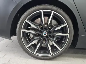 2022 BMW 8 серии с пробегом 19 012 км