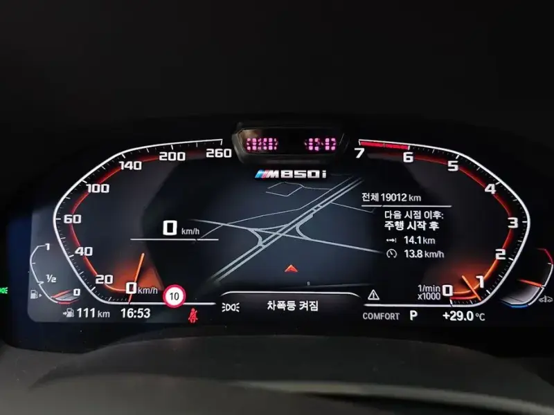 2022 BMW 8 серии с пробегом 19 012 км