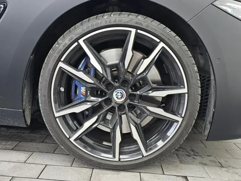 2022 BMW 8 серии с пробегом 19 012 км