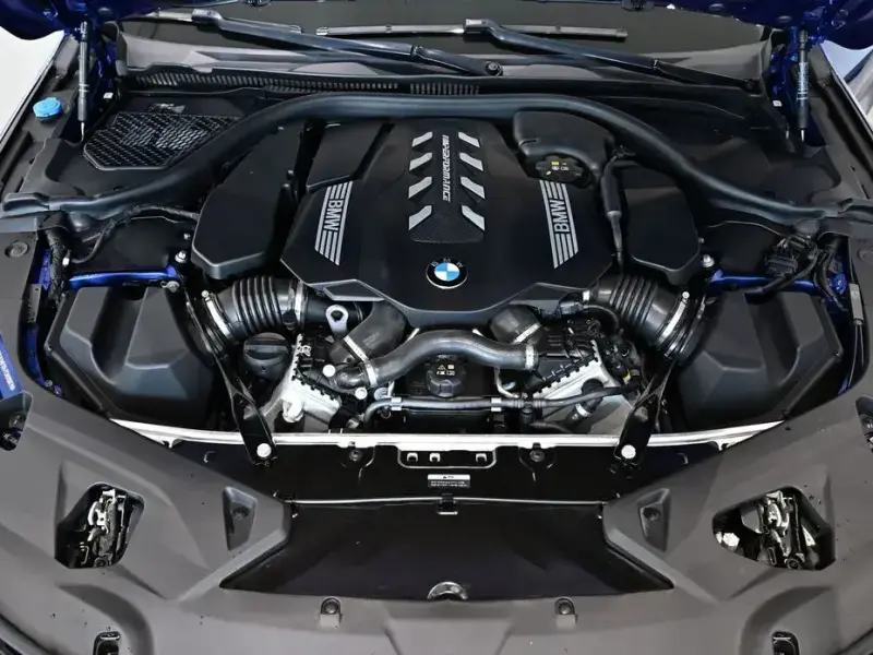 2023 BMW 8 серии с пробегом 62 989 км