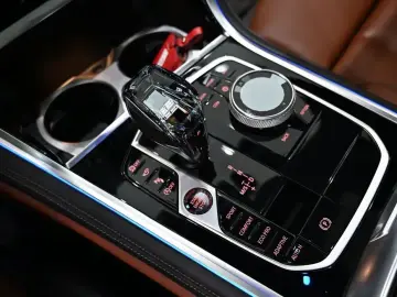 2023 BMW 8 серии с пробегом 62 989 км